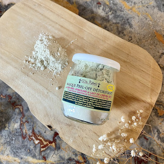 Masque Peel-Off Détoxifiant au Thé vert, Spiruline et Lait de Chèvre Bio et aux Huiles Essentielles d'Eucalyptus et Tea Tree
