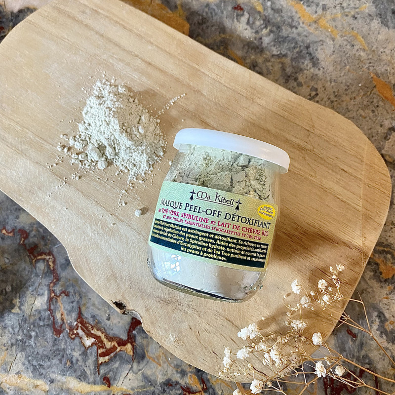 Masque Peel-Off Détoxifiant au Thé vert, Spiruline et Lait de Chèvre Bio et aux Huiles Essentielles d'Eucalyptus et Tea Tree